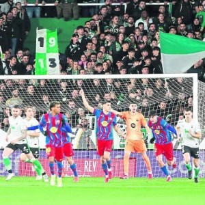 开云app-世体：特狮连国王杯都没有上场机会，若想比赛他只能冬窗离队