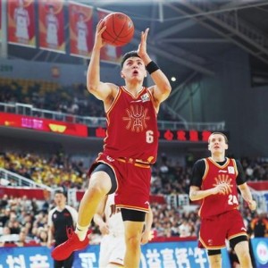 开云体育官网-CBA联赛战火重燃 山西男篮主场告捷
